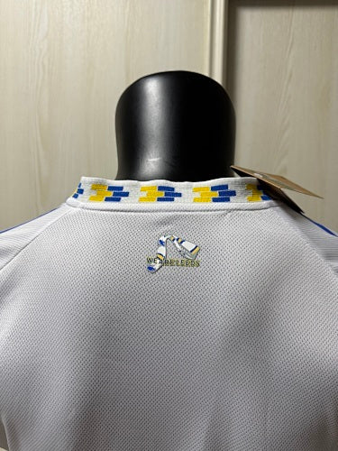 1ª Equipación Leeds United 25/26
