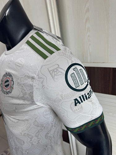 Equipación Edición Especial Oktoberfest Bayern Múnich 25/26